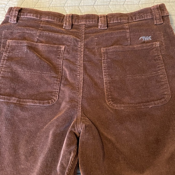 MENS Mountain Khakis corduroy pants, 38"x34" EUC, rich brown gussetted crotch - Picture 4 of 11